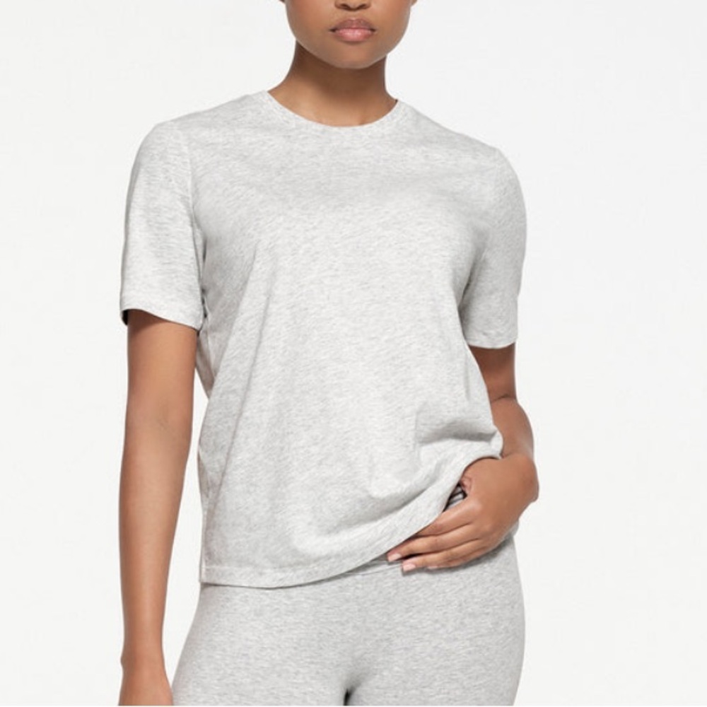 SKIMS Relaxed Tees T-Shirt NWT